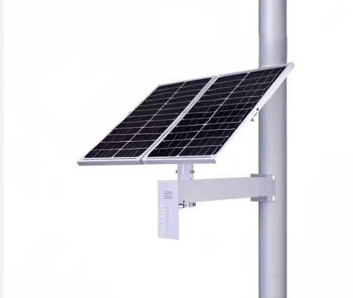 Solar powered field monitoring gateway